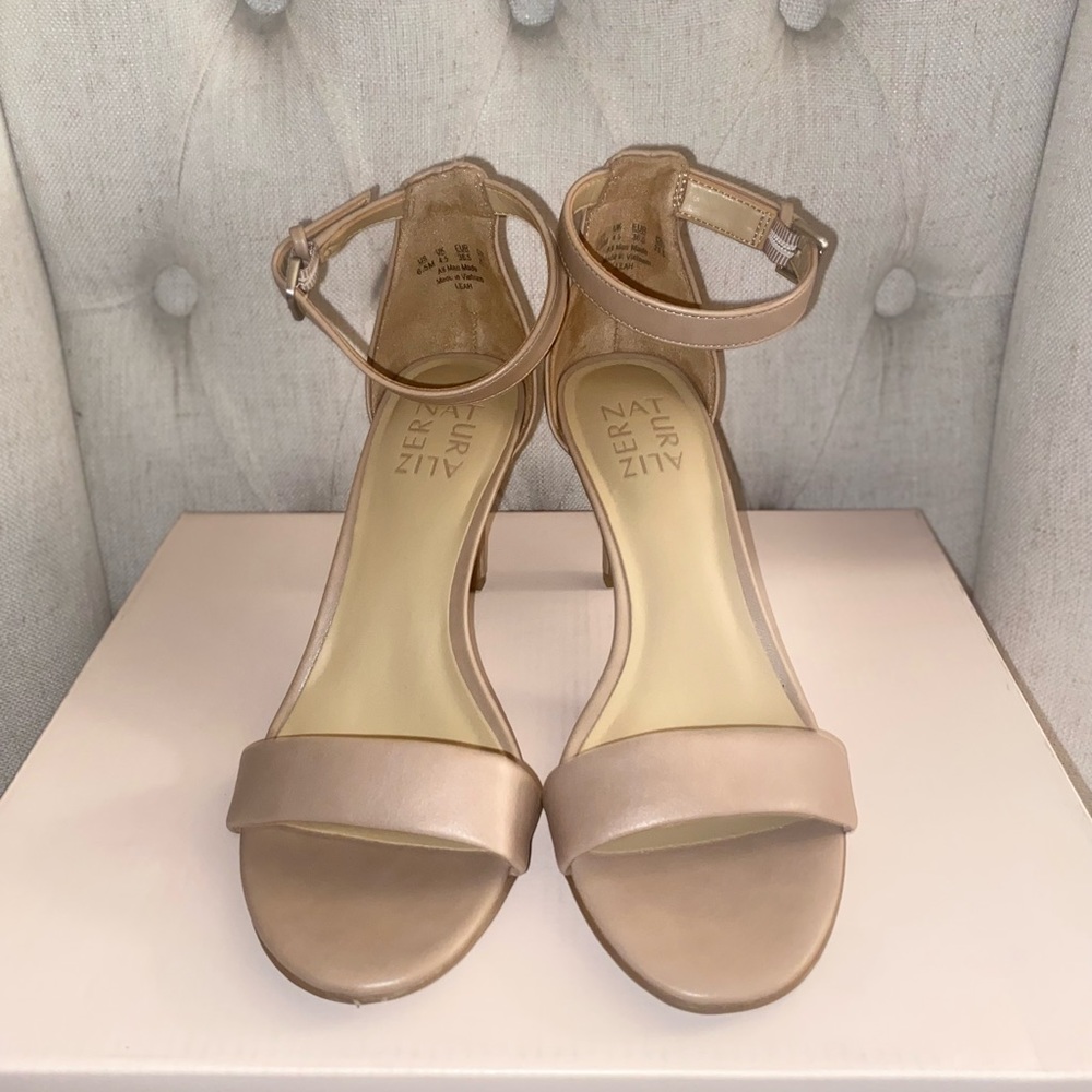 Naturalizer heels